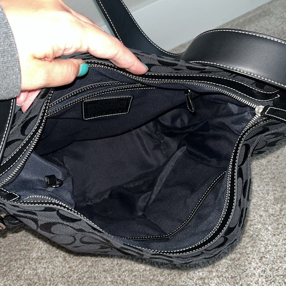 Coach Black Large Buckle Duffle Bag - Picture 9 of 15